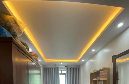 BÁN NHANH nhà ngõ 398 Phố Trương Định, Kim Đồng 34m2 x 5T, 50m ra MP, gần Trương Định Plaza hơn 3 tỷ